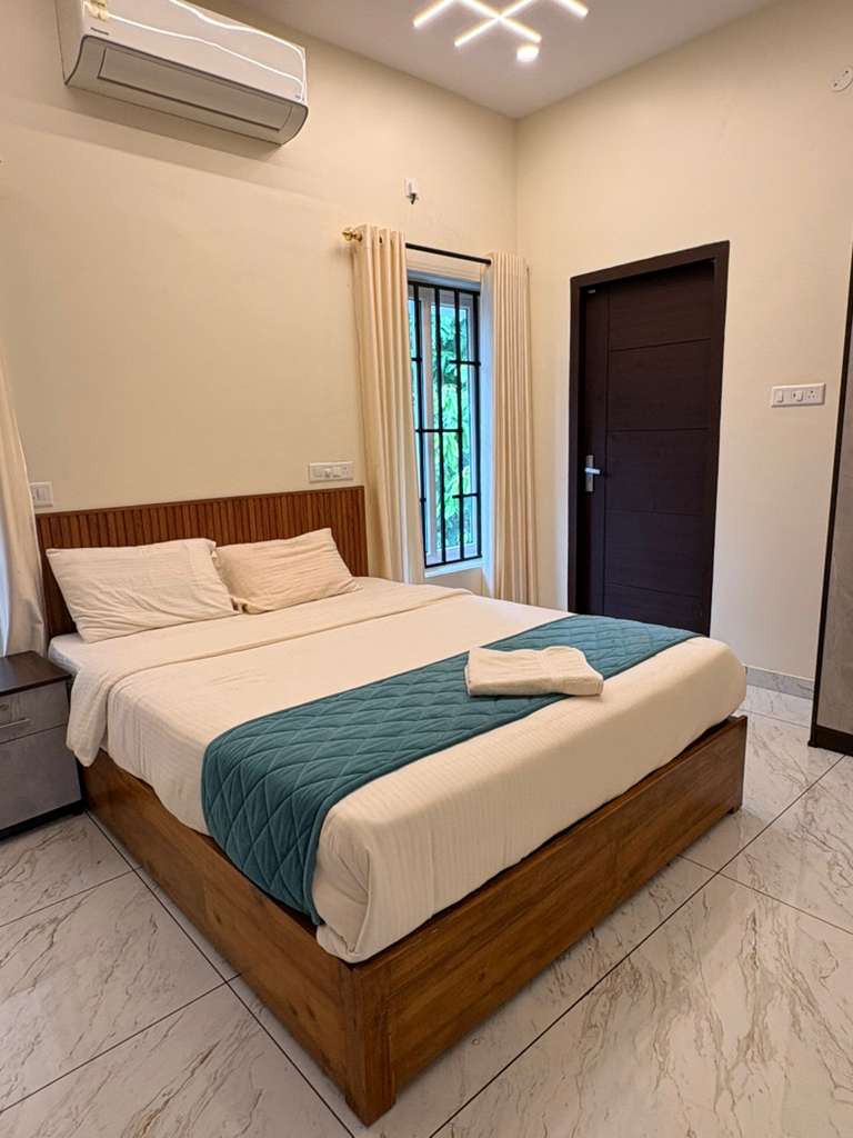 AC Deluxe Room